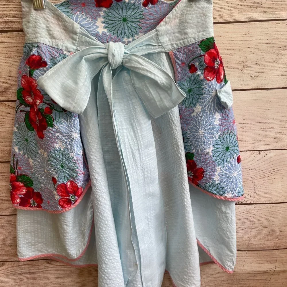 VINTAGE HANDMADE REVERSIBLE APRON IN BLUE‎
